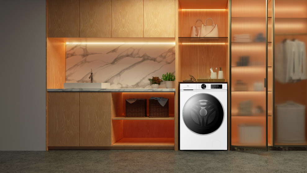 WM P4 lifestyle 9 FP0944WA0