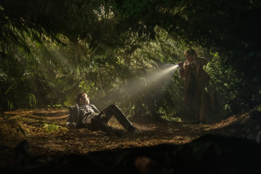 Wake-Up-Dead-Man-A-Knives-Out-Mystery_2-13-scaled