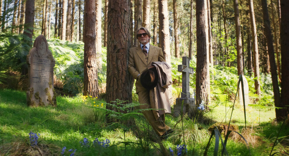 Wake-Up-Dead-Man-A-Knives-Out-Mystery_2-20-scaled