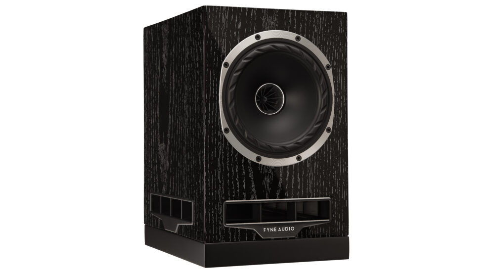 F500S-Black-Oak-3Q-Grille-Off F500S-Black-Oak-3Q-Grille-Off