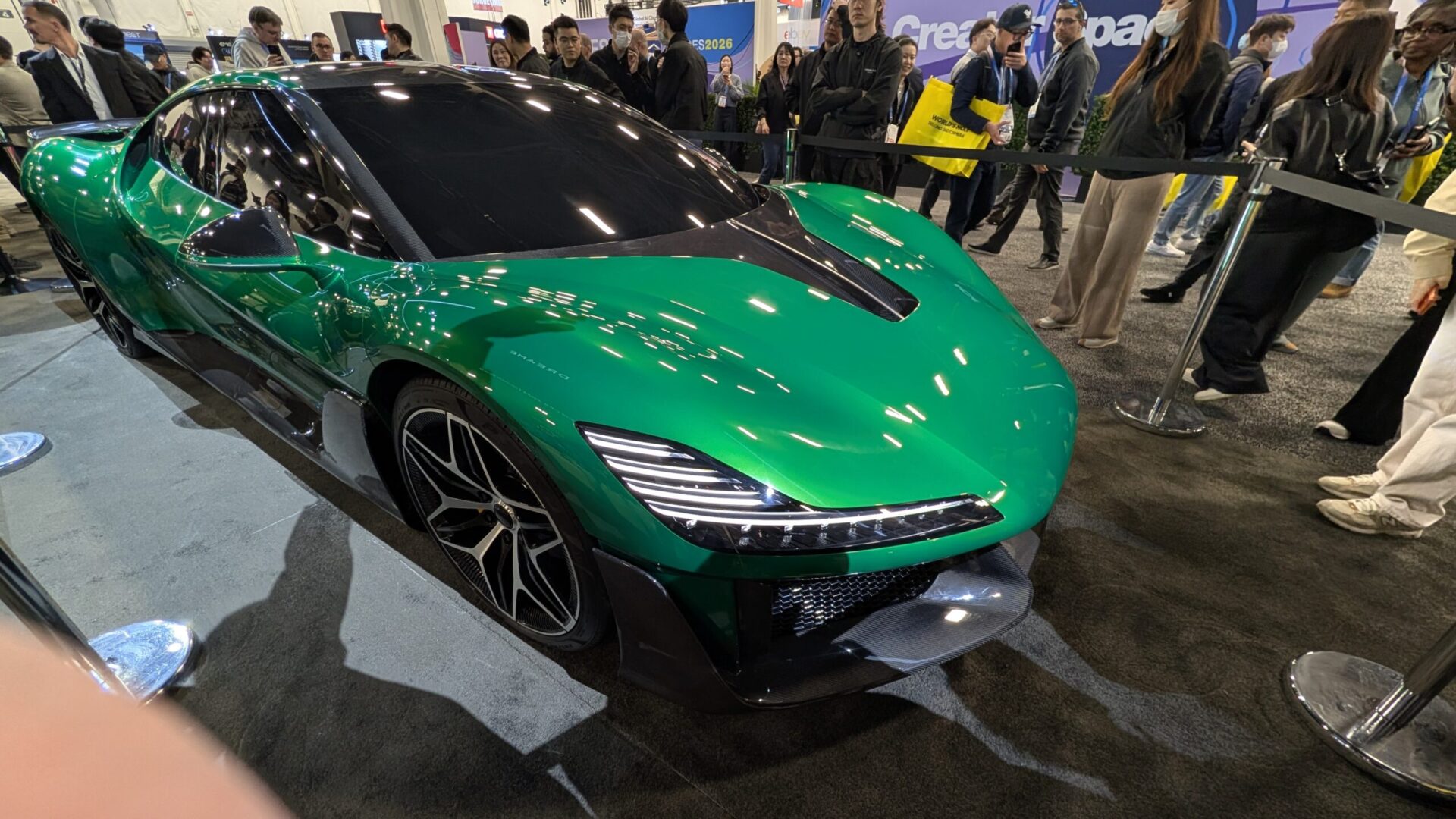 CES 2026: Dammsugarjätte utmanar Tesla