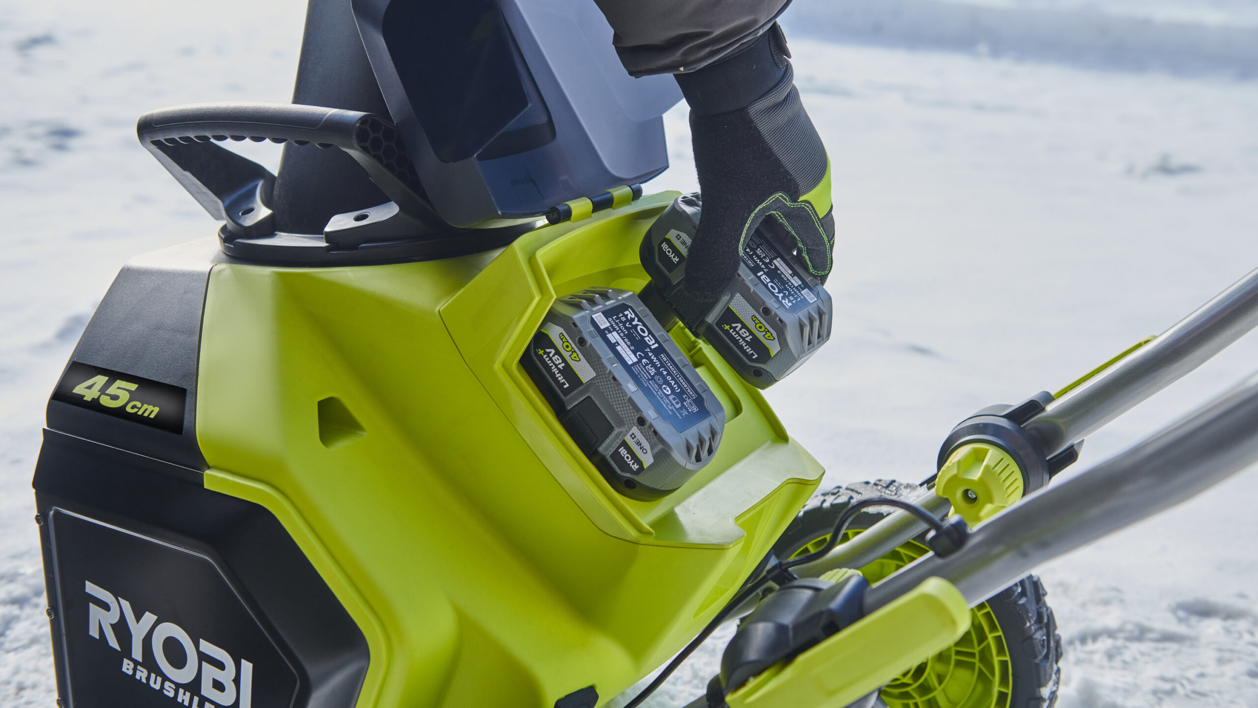 Ryobi RY18STX45A batteries