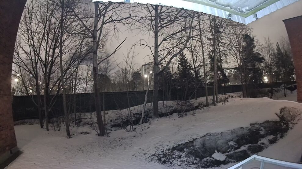 arlo essential 3 night color