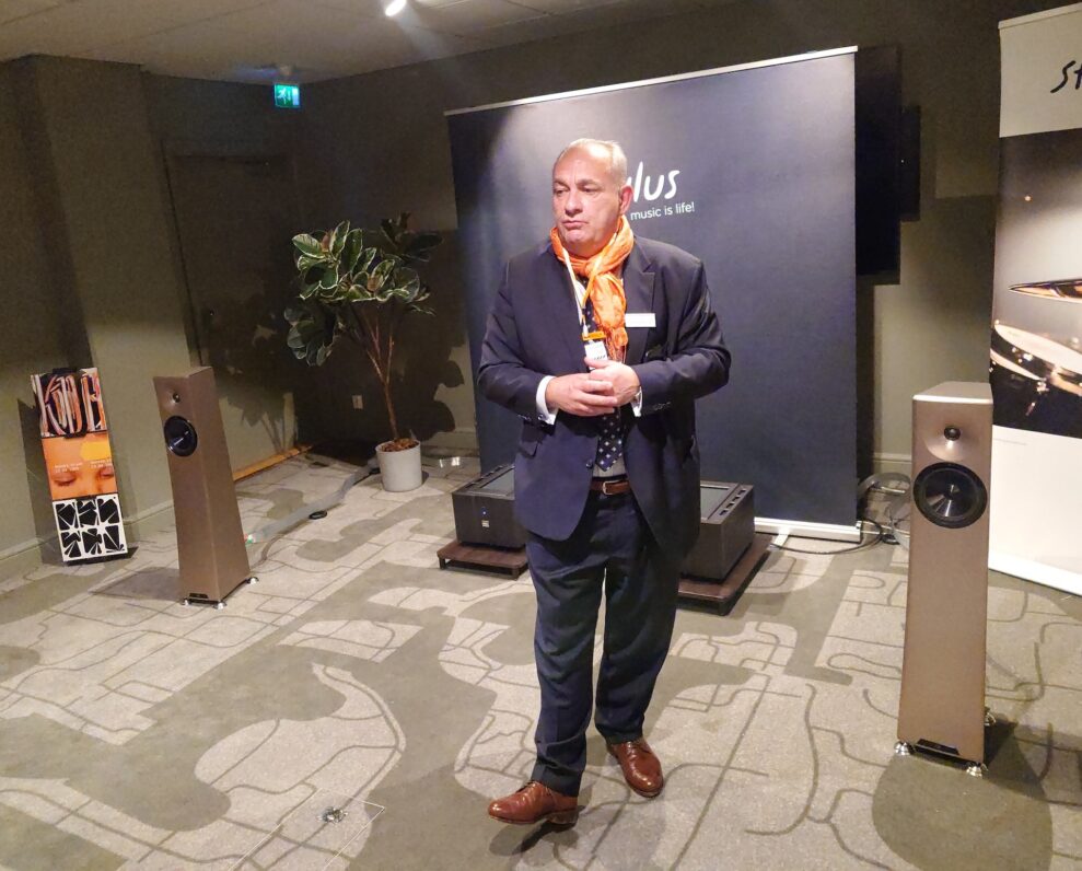 10 Stylus YG Carmel 3 Robert Hagermann