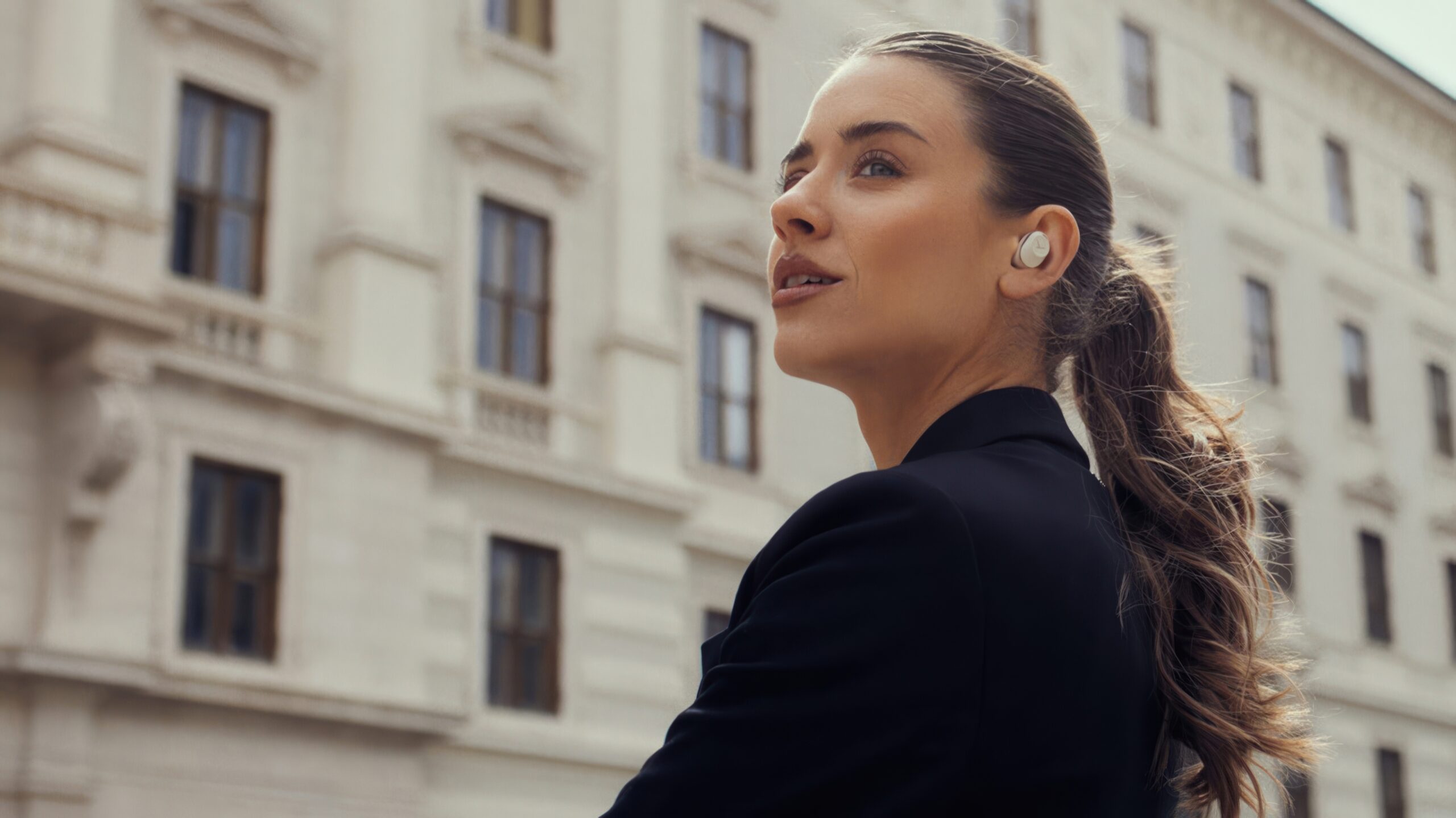 Beyerdynamic Amiron 300 4 AMIRON-300-mit-und-ohne-anc-true-wireless-in-ear-beyerdynamic-xl.jpg