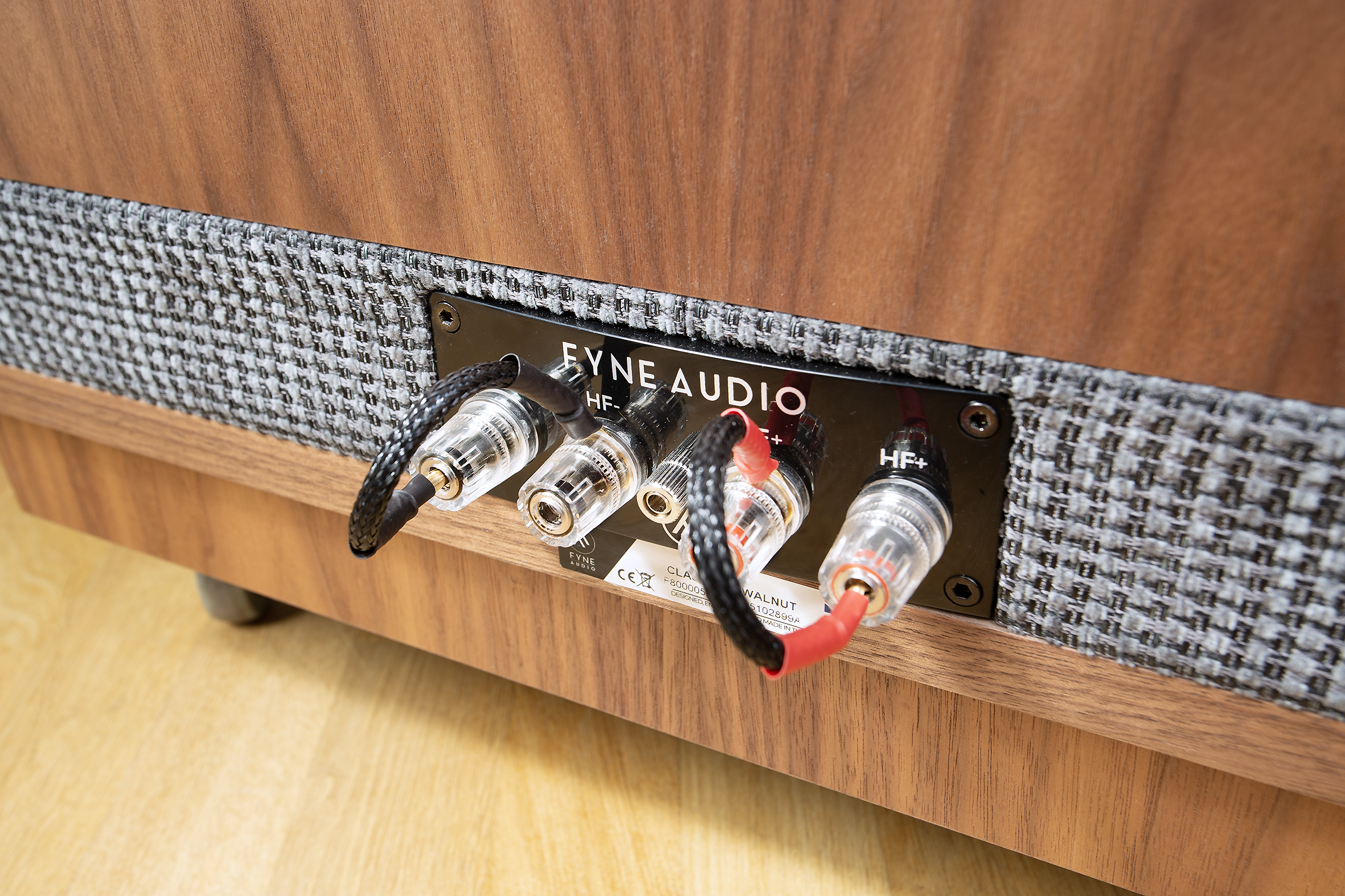 HM2509 Fyne Kontakter