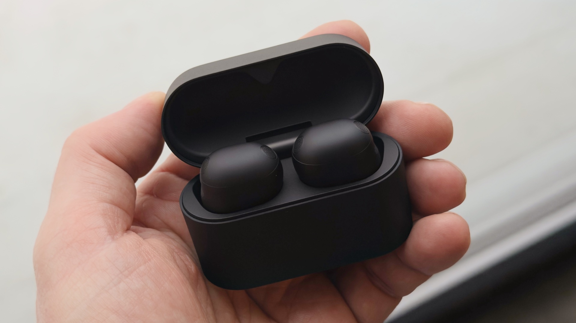 Sony WF-1000XM6 lanserade