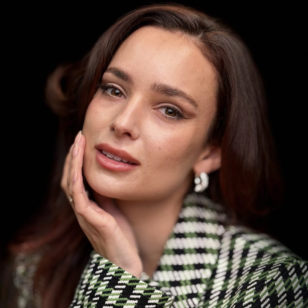 iphone-17-pro-max_10_portrait-989x989 iphone-17-pro-max_10_portrait-989x989