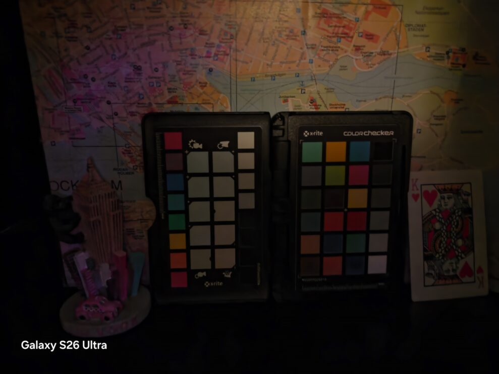 Galaxy S26 Ultra dark (web)