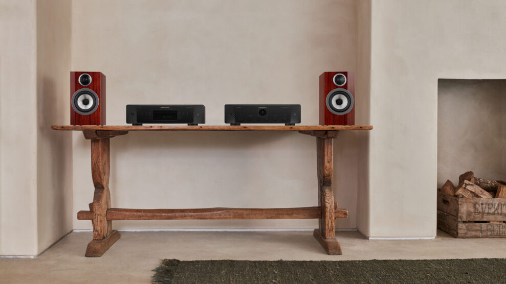 High-BW-707-Prestige-Edition-Santos-Gloss-Lifestyle-1