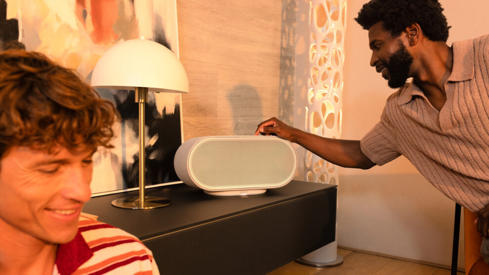 Low-Denon-Home-600-White-Lifestyle-13 Low-Denon-Home-600-White-Lifestyle-13