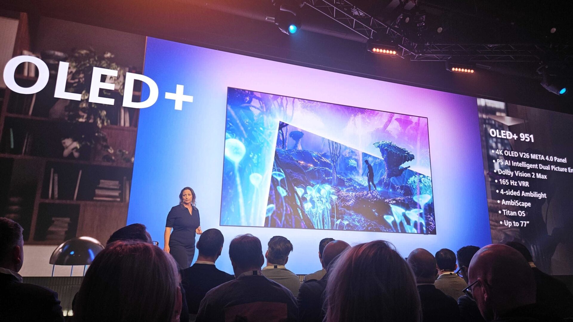 Philips OLED+951 och OLED+911 med fyrsidig Ambilight och Dolby Vision Max