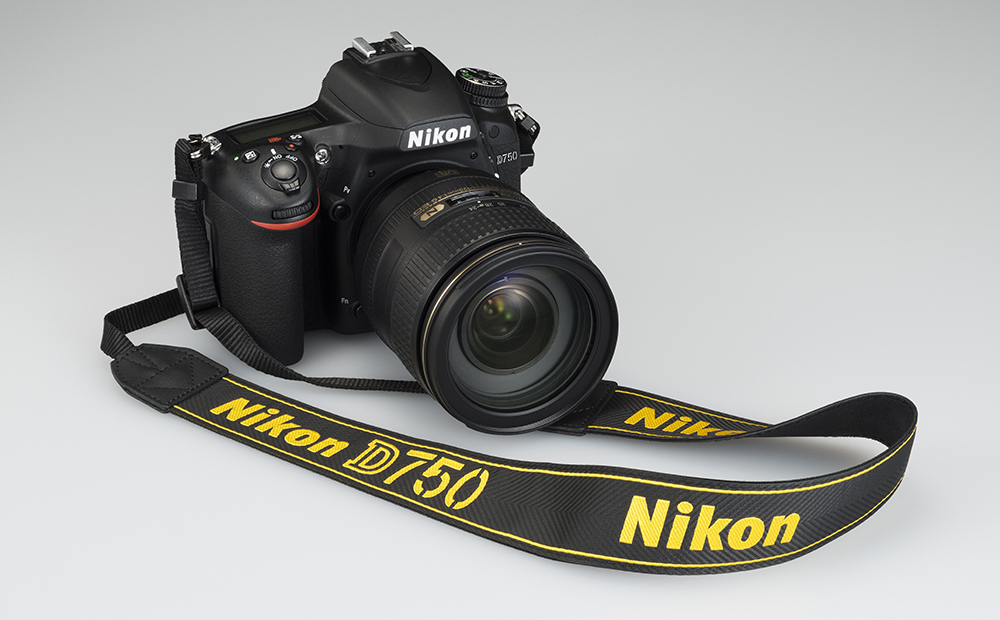 Fullformat med 24 Mp från Nikon