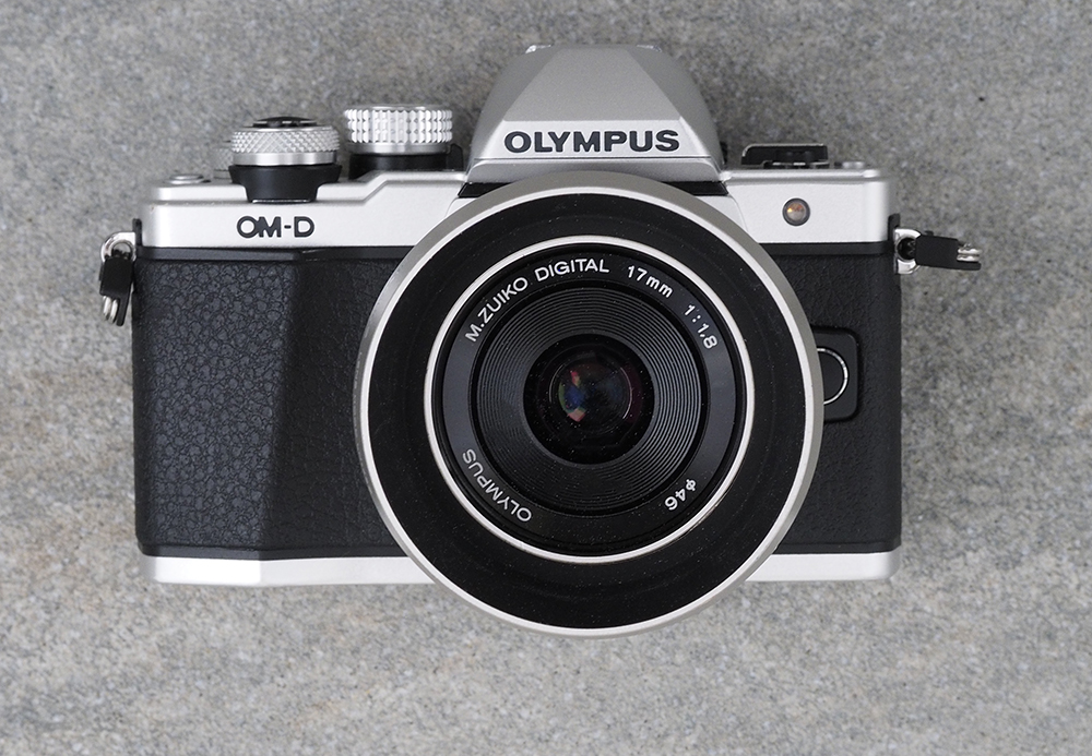 Olympus OM-D E-M10 II