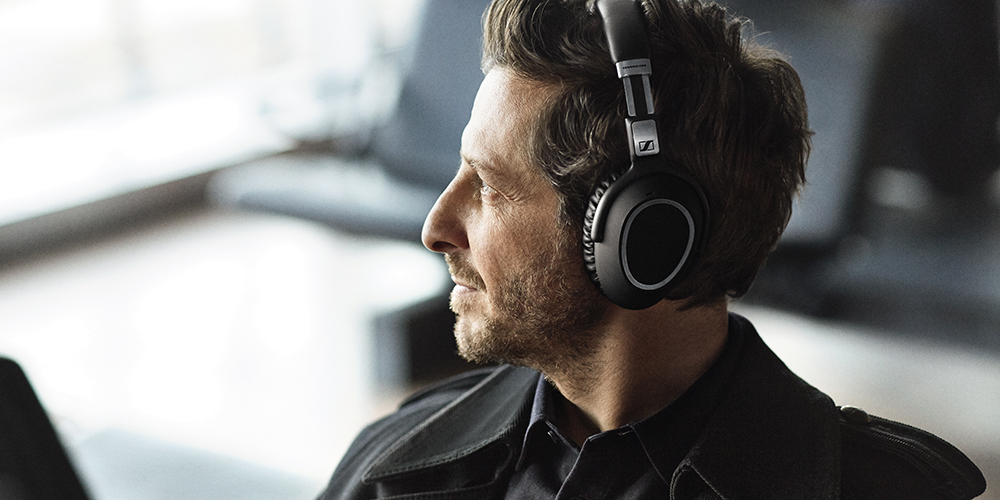 Sennheiser PXC 550 oppslag