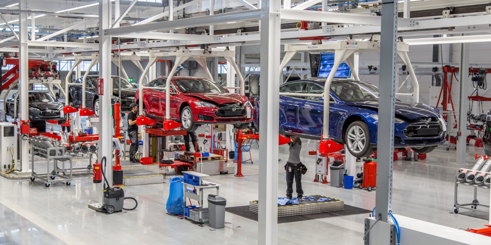 Tesla öppnar bilfabrik i Europa