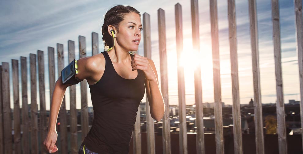 7 trådlösa in-ear-hörlurar 1 Trådlösa BT öronproppar 990