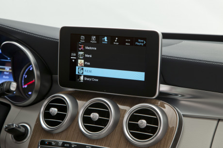 carplay-benz-12 carplay-benz-12