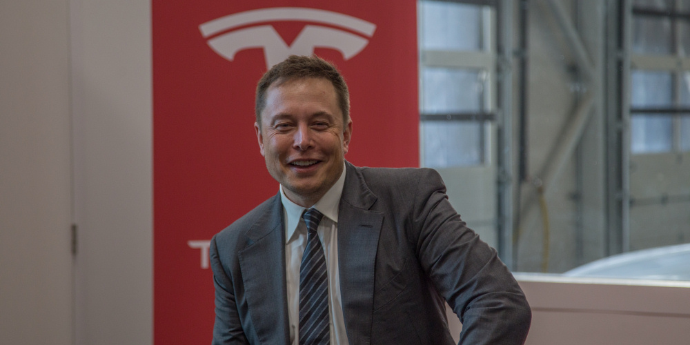 Elon Musk vill släppa lös AI