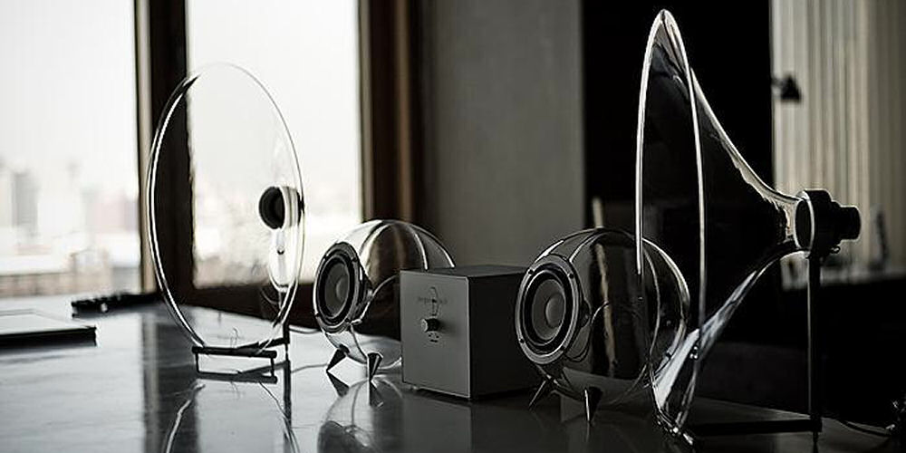 Glasklart ljud på skrivbordet