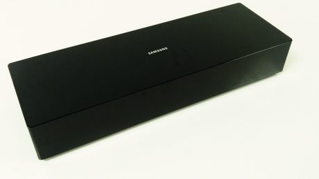 Samsung QE65Q9FNAT 2 samsung one connect 33357
